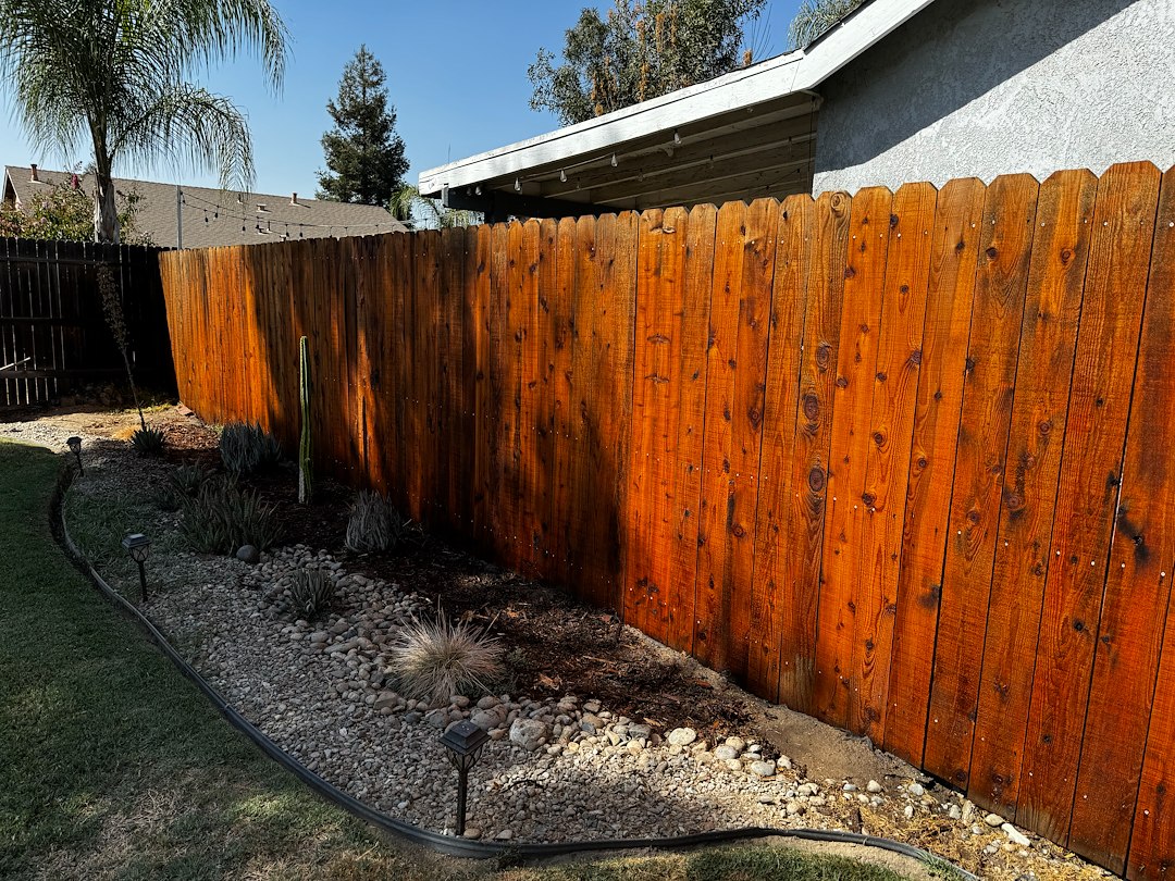 Wood fence cleaning Tulare Ca